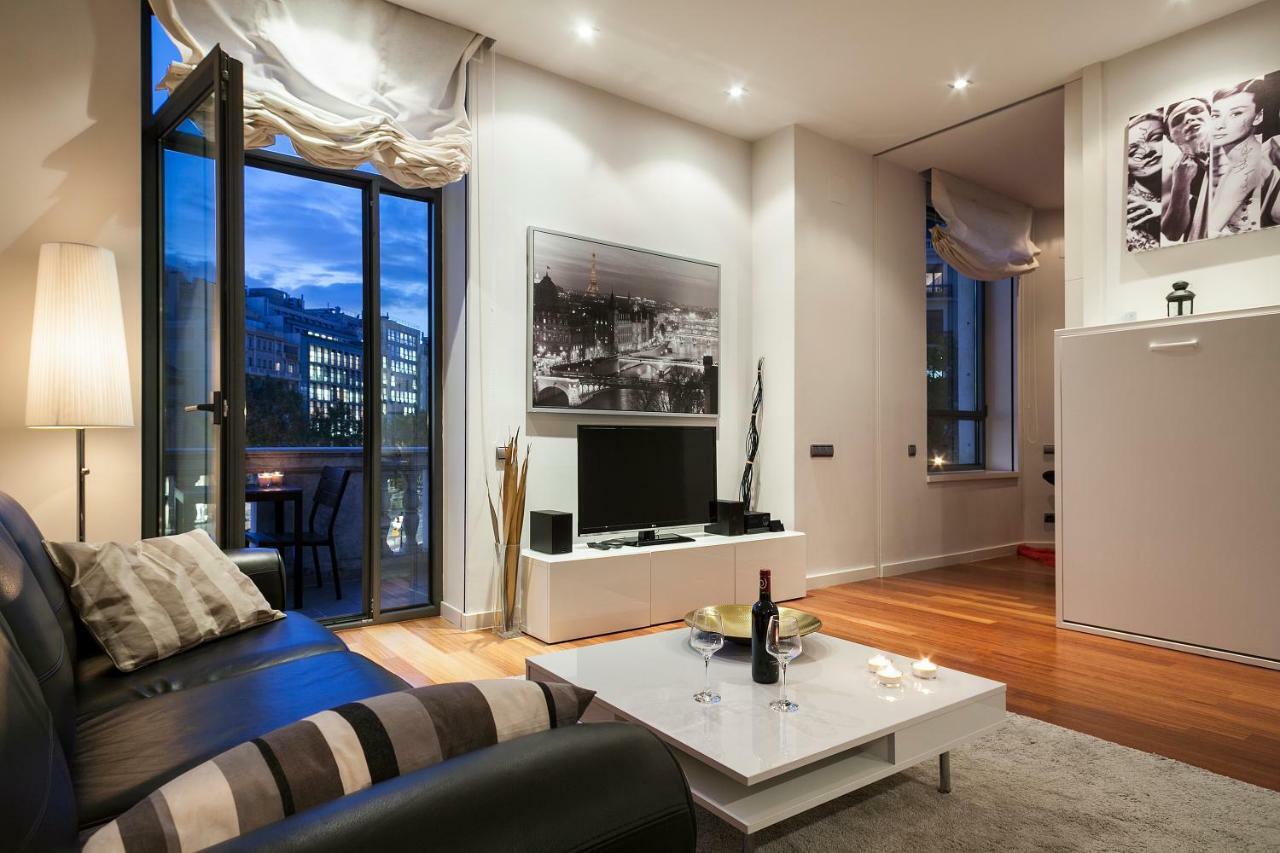 Uma Suites Passeig De Gracia 16 برشلونة المظهر الخارجي الصورة